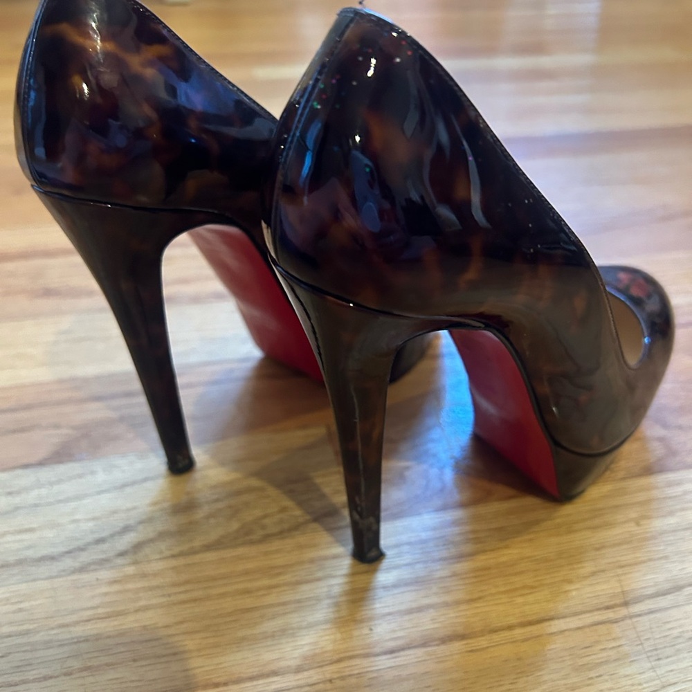Christian Louboutin pumps size 38